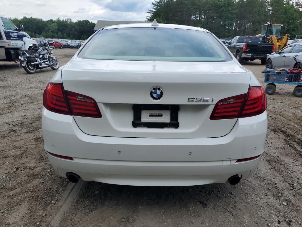 WBAFU7C52BC876954 2011 BMW 535 Xi