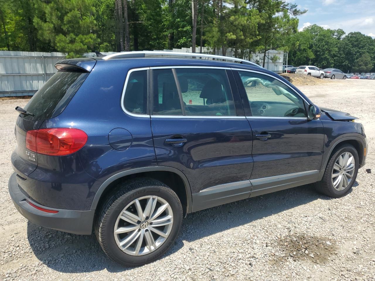 WVGBV7AX6FW606998 2015 Volkswagen Tiguan S