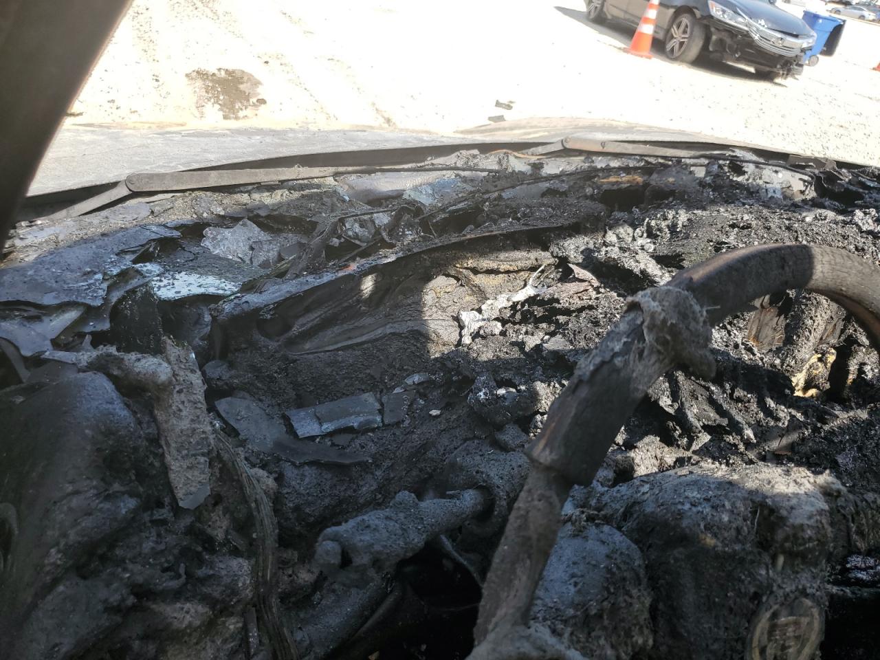 1GYEC63N55R228774 2005 Cadillac Escalade Luxury