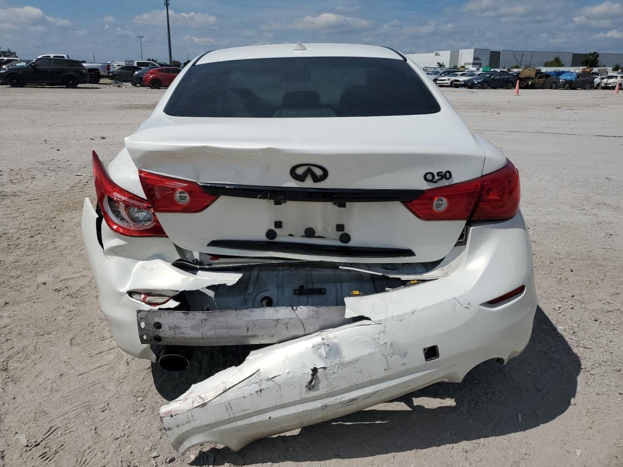 JN1BV7AP9EM684726 2014 Infiniti Q50 Base