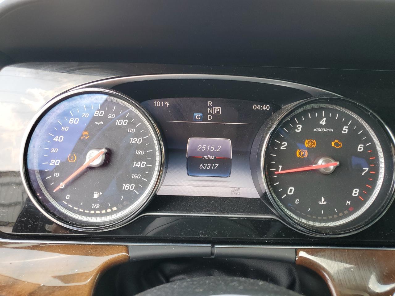 WDDZF4KB1JA371536 2018 Mercedes-Benz E 300 4Matic