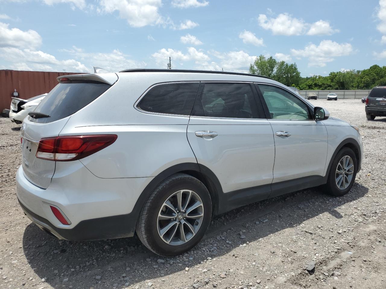 2017 Hyundai Santa Fe Se vin: KM8SM4HF4HU167961