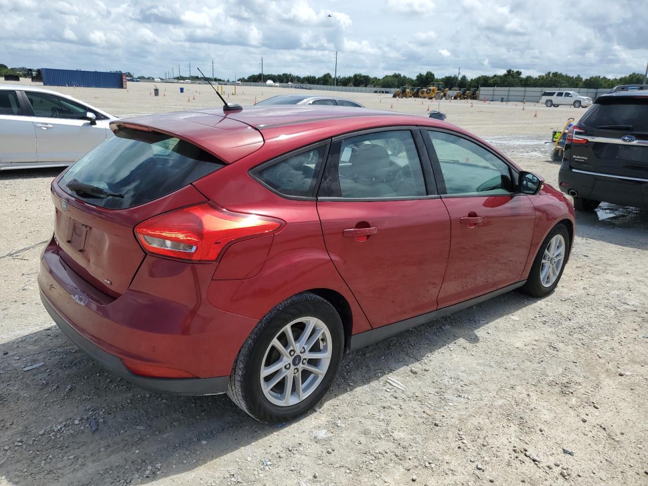 1FADP3K26HL221485 2017 Ford Focus Se