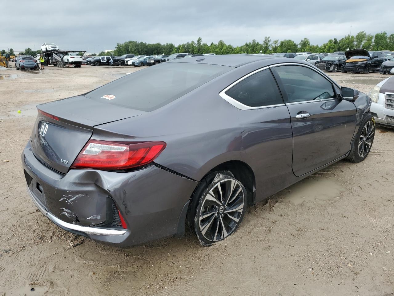 1HGCT2B83HA006353 HONDA ACCORD 2017