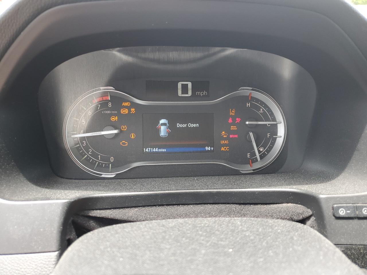 5FNYF6H93HB015886 2017 Honda Pilot Touring