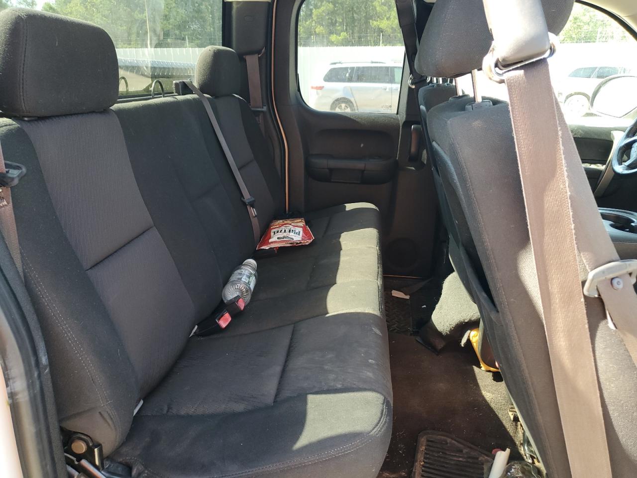 1GCRCREA0BZ453697 2011 Chevrolet Silverado C1500 Ls