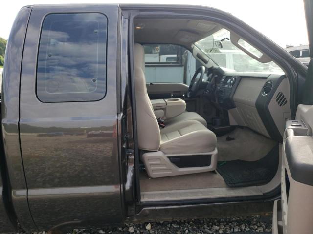2008 Ford F250 - Image 10