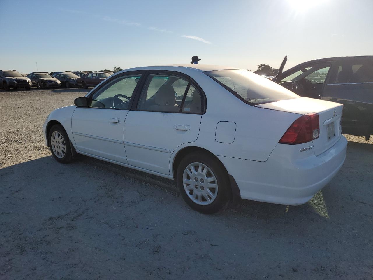 2HGES16545H623618 2005 Honda Civic Lx