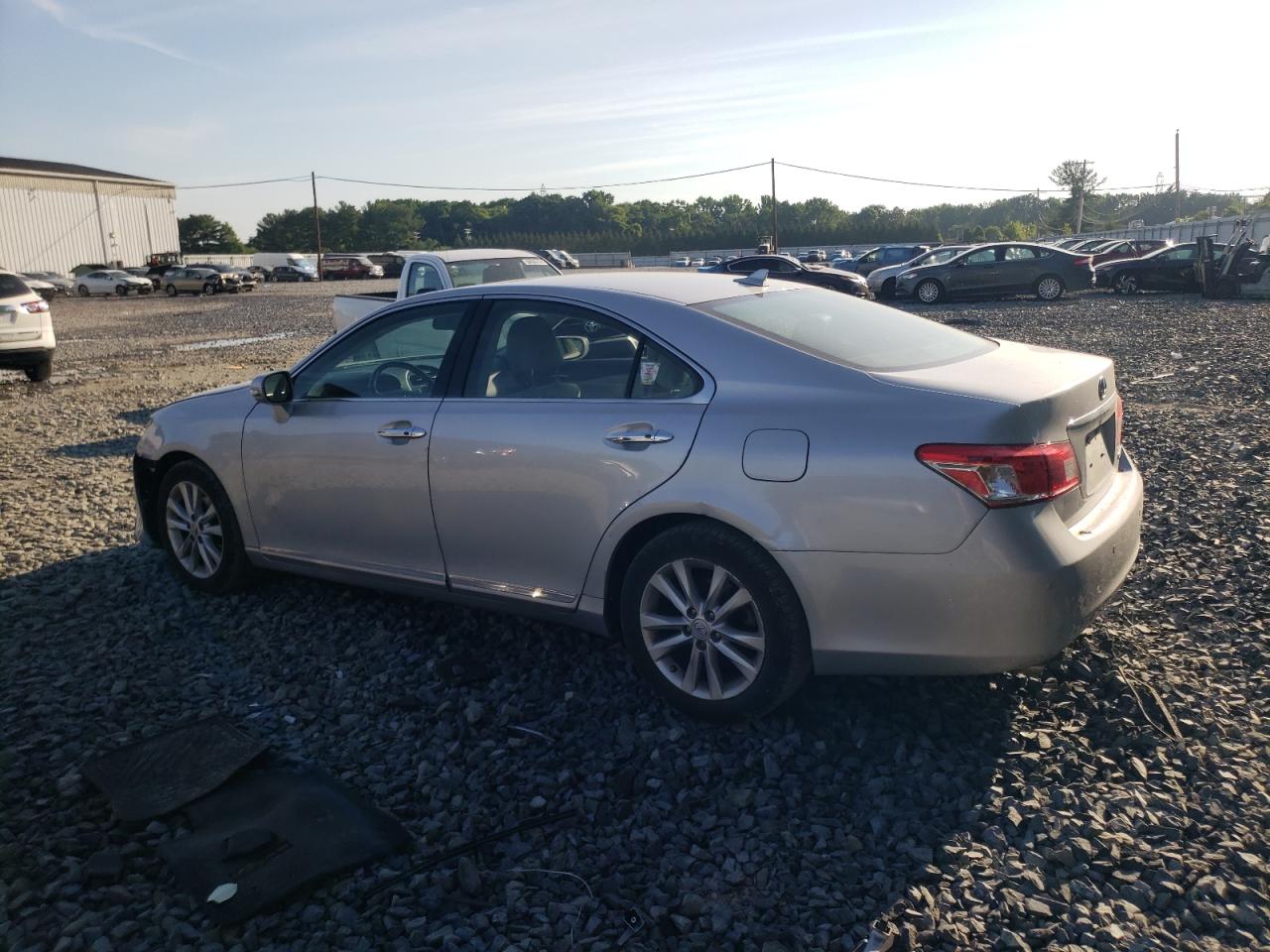 JTHBK1EG8B2433747 2011 Lexus Es 350