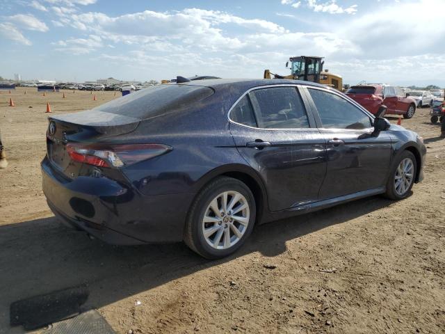 VIN 4T1C11AK0NU674015 2022 Toyota Camry, LE no.3