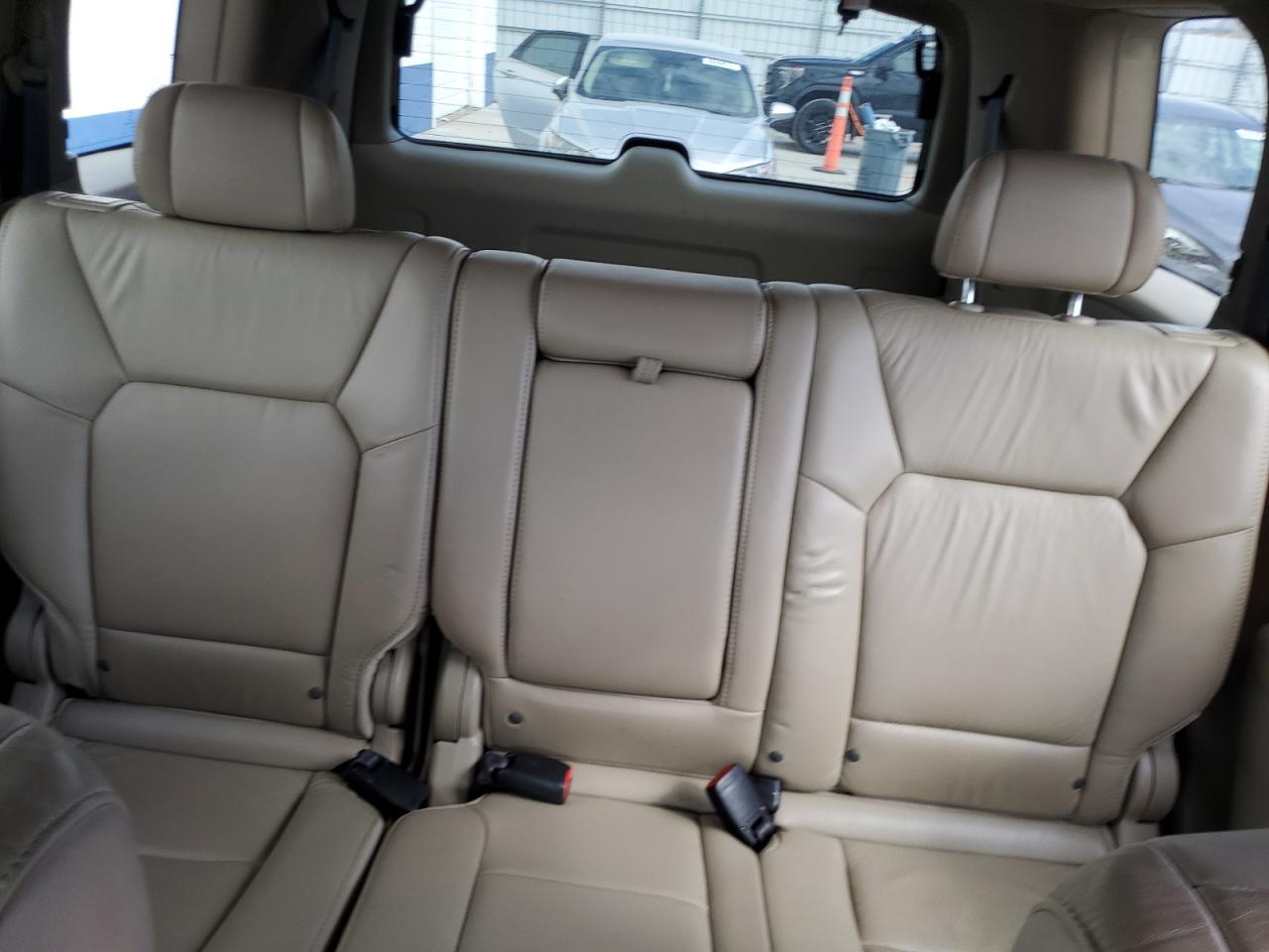 5FNYF3H55BB050612 2011 Honda Pilot Exl