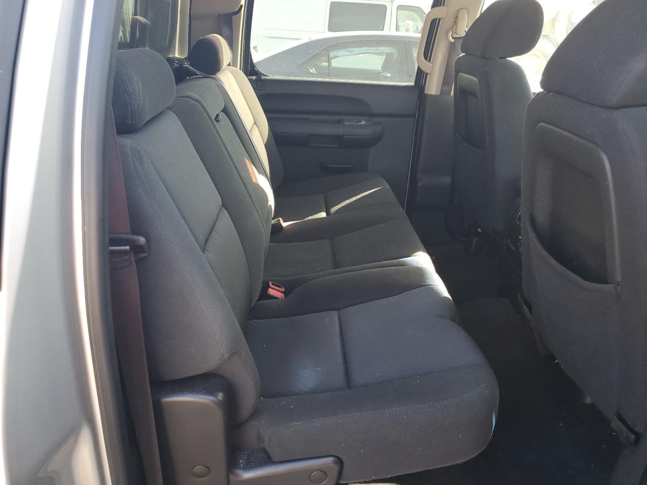 3GCPCSE04BG299744 2011 Chevrolet Silverado C1500 Lt