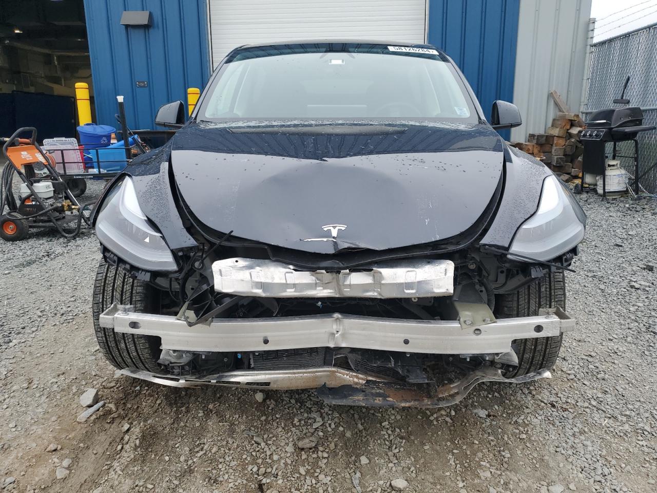 7SAYGDED2RF016204 2024 Tesla Model Y