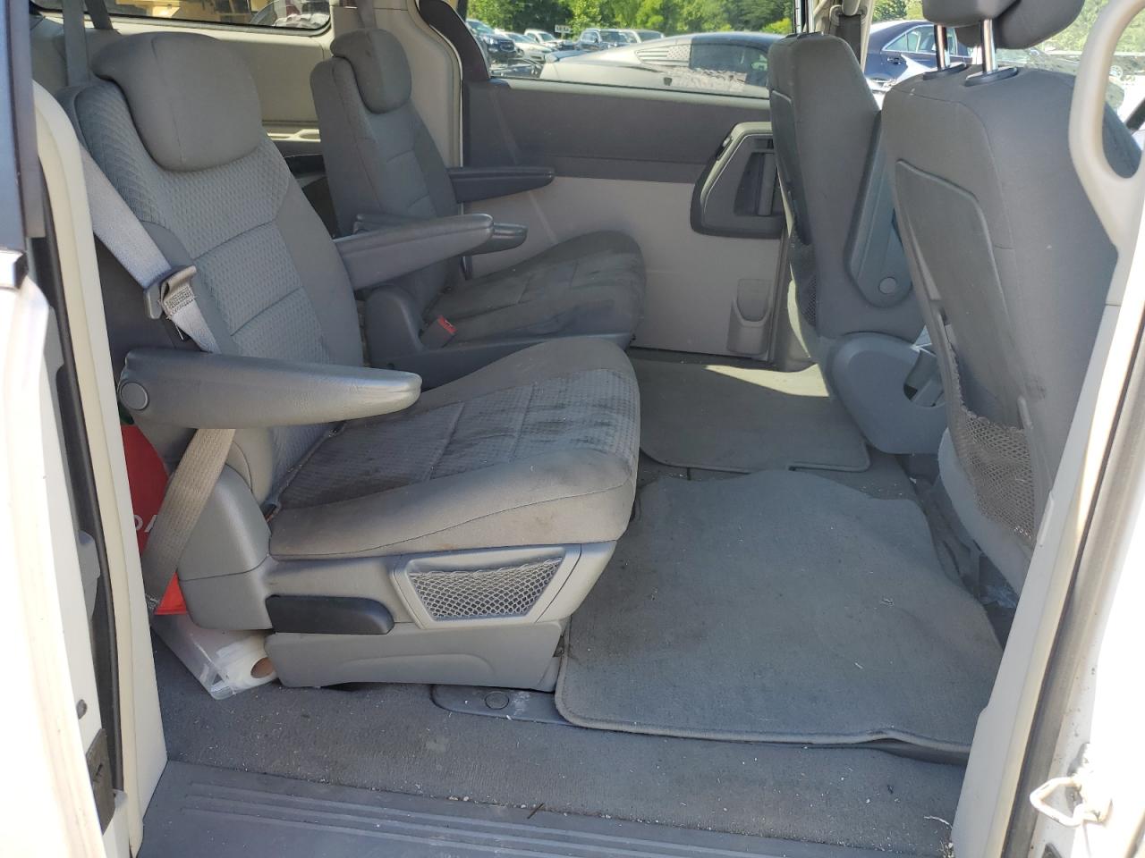 2A4RR5D10AR431663 2010 Chrysler Town & Country Touring