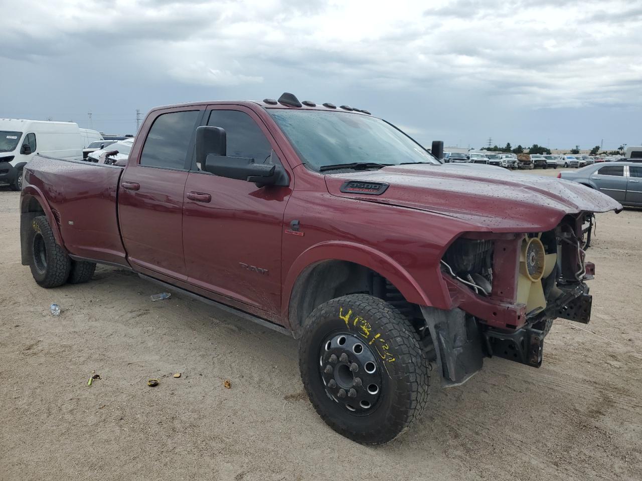 2022 Ram 3500 Limited vin: 3C63RRRL0NG240471