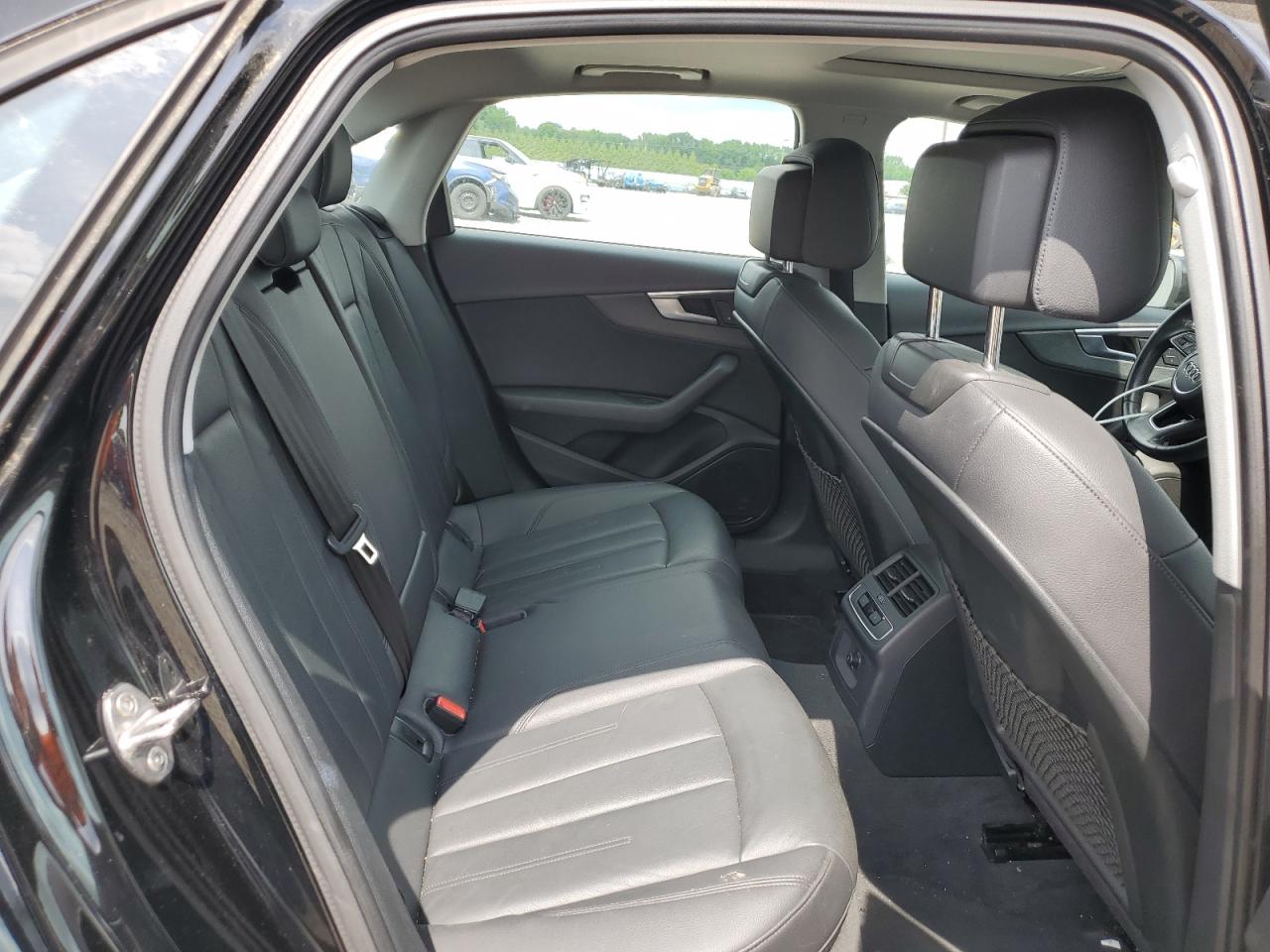 WAUANAF49HN035184 2017 Audi A4 Premium