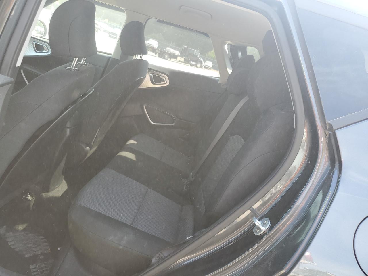 KNDJ23AU2L7719084 2020 Kia Soul Lx