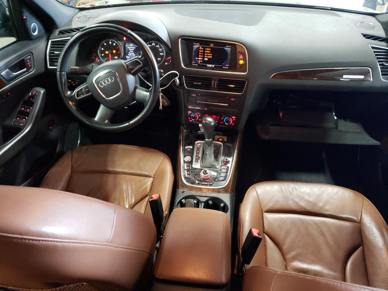 WA1VKAFP4AA023457 2010 Audi Q5 Prestige