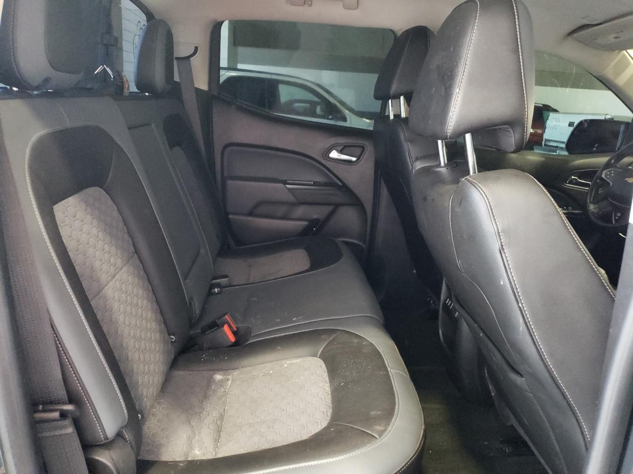 1GCGTDEN5J1153664 2018 Chevrolet Colorado Z71