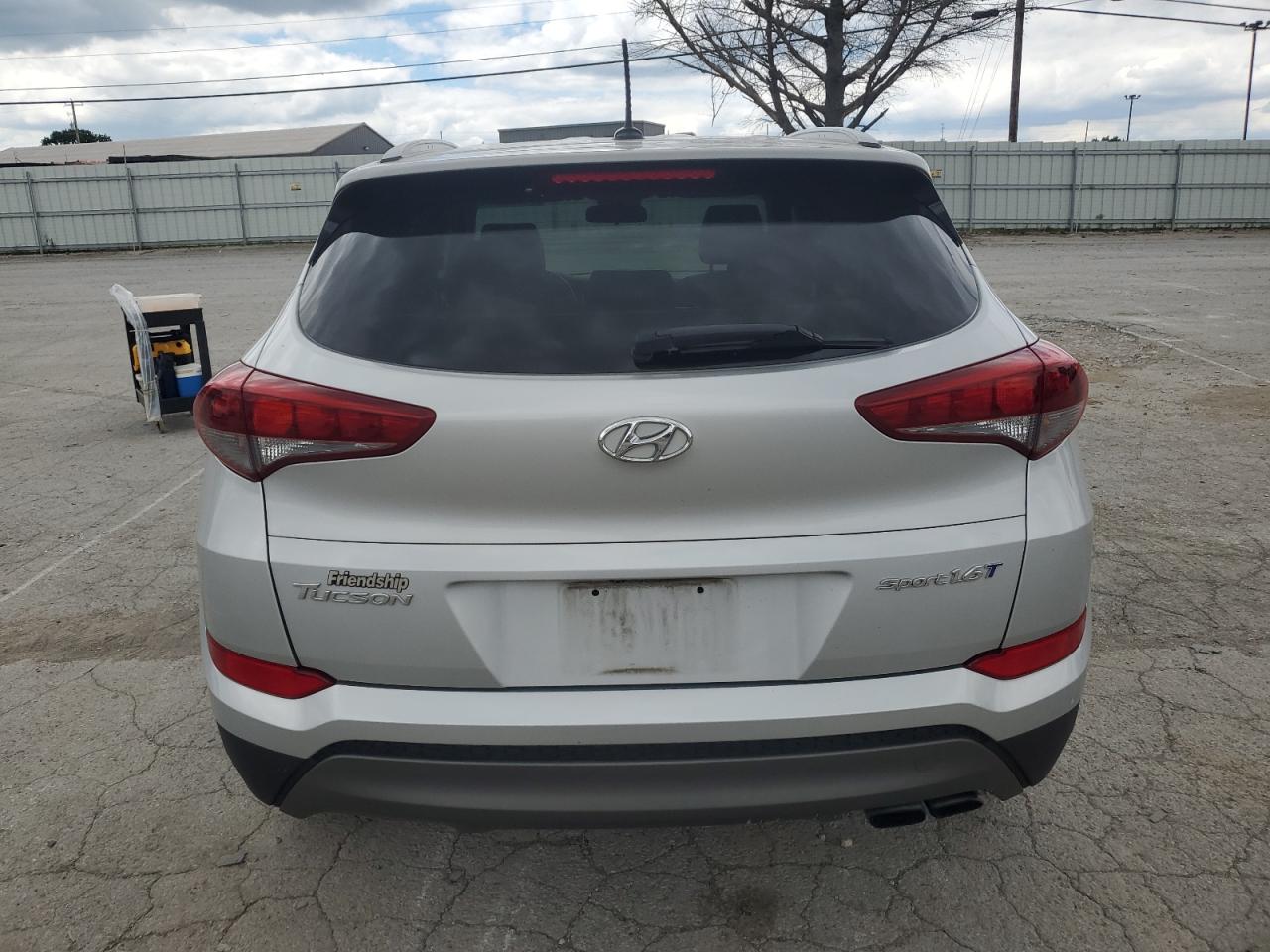 2016 Hyundai Tucson Limited vin: KM8J33A27GU151137