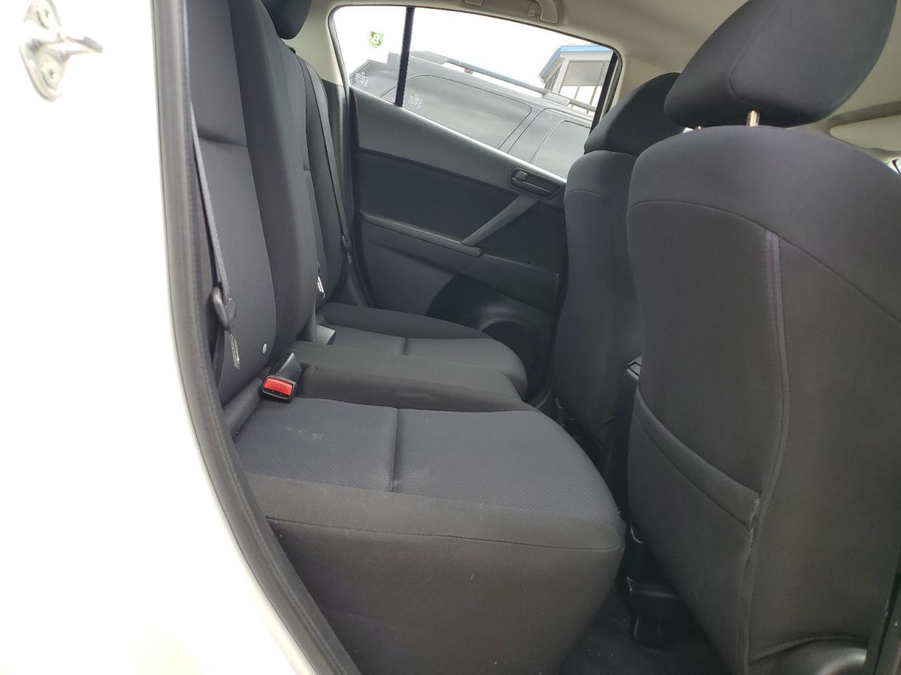 JM1BL1UFXB1408376 2011 Mazda 3 I