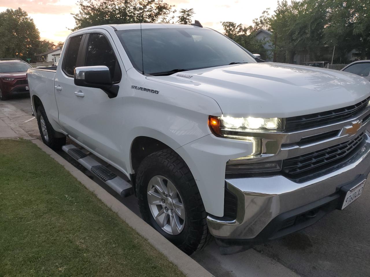 2020 Chevrolet Silverado K1500 Lt vin: 1GCVYDET2LZ210253