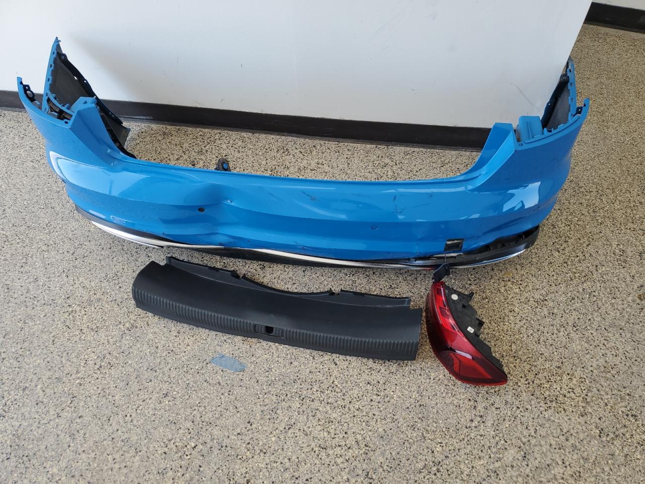 WAUEAAF44NN015062 2022 Audi A4 Premium Plus 45