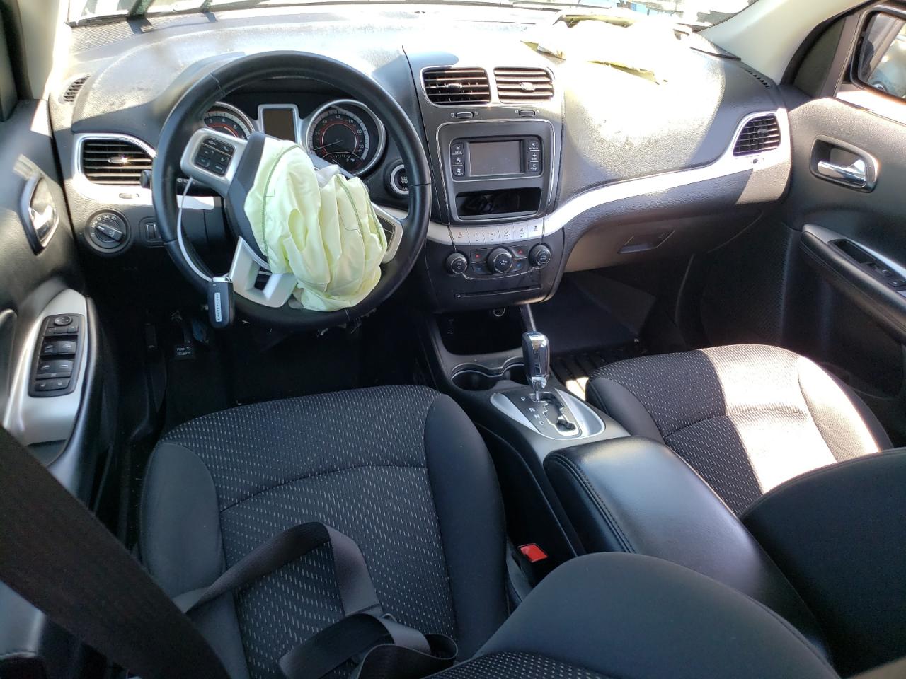 3C4PDCBG3JT511415 2018 Dodge Journey Sxt