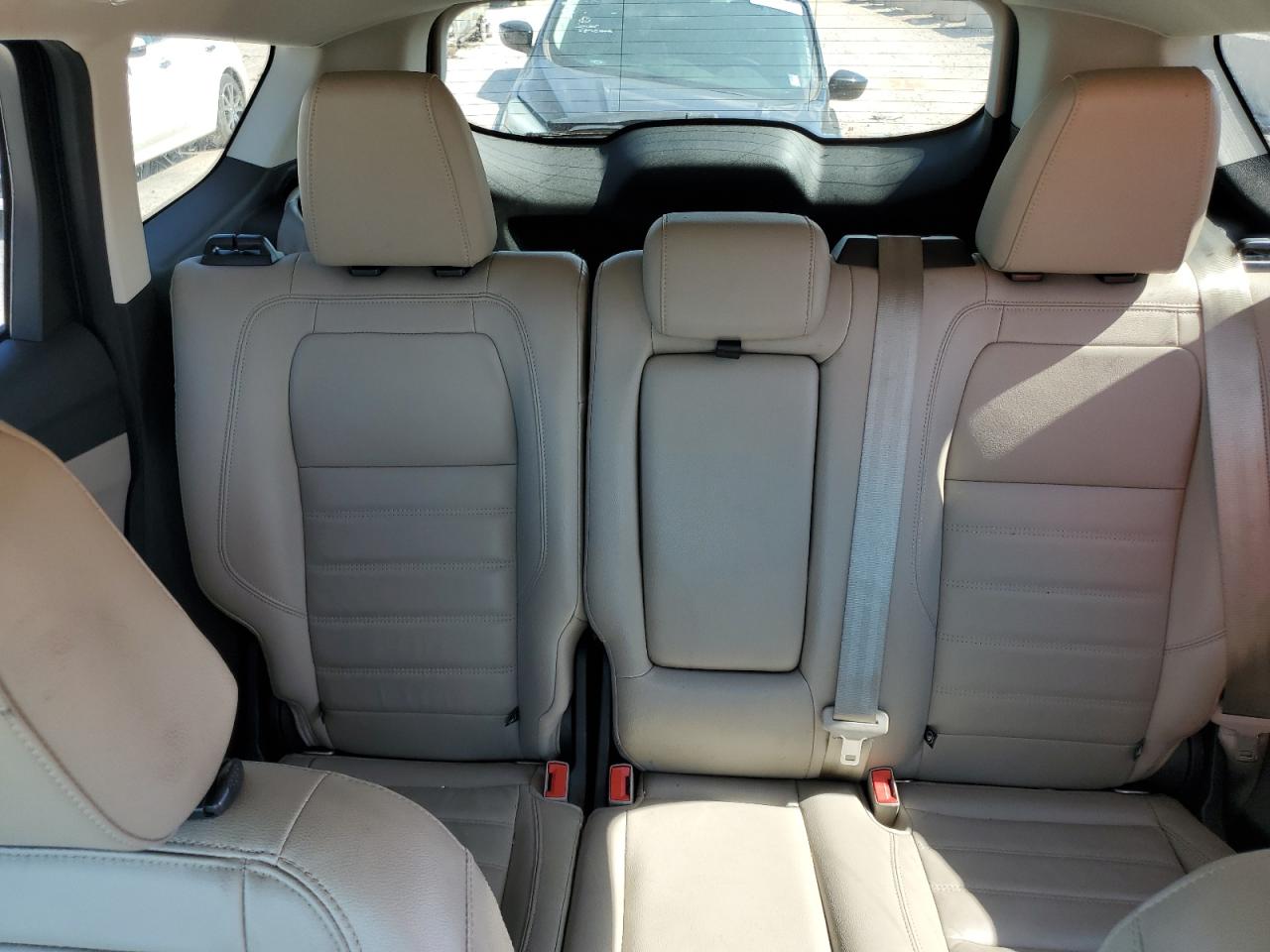 1FMCU9J97JUA17662 FORD ESCAPE 2018