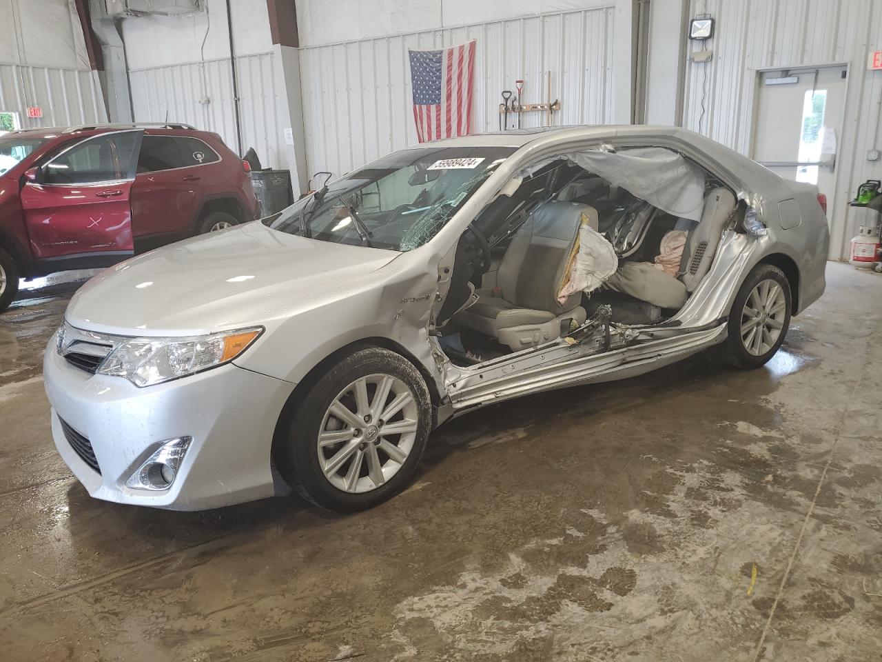 2014 Toyota Camry Hybrid vin: 4T1BD1FK0EU136894