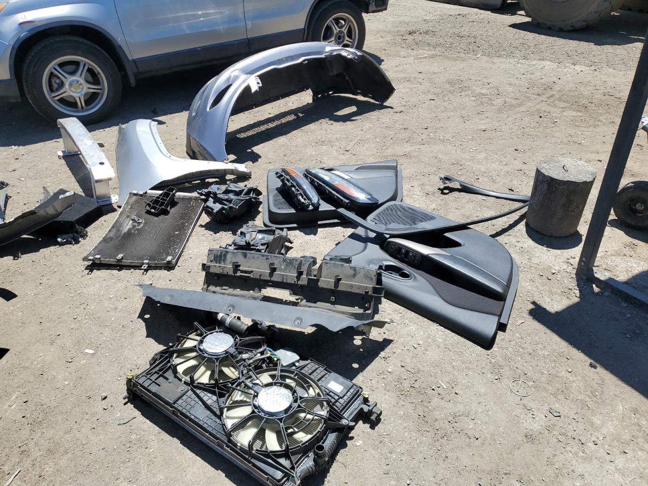 1C4PJLAS6HW607333 2017 Jeep Cherokee Sport