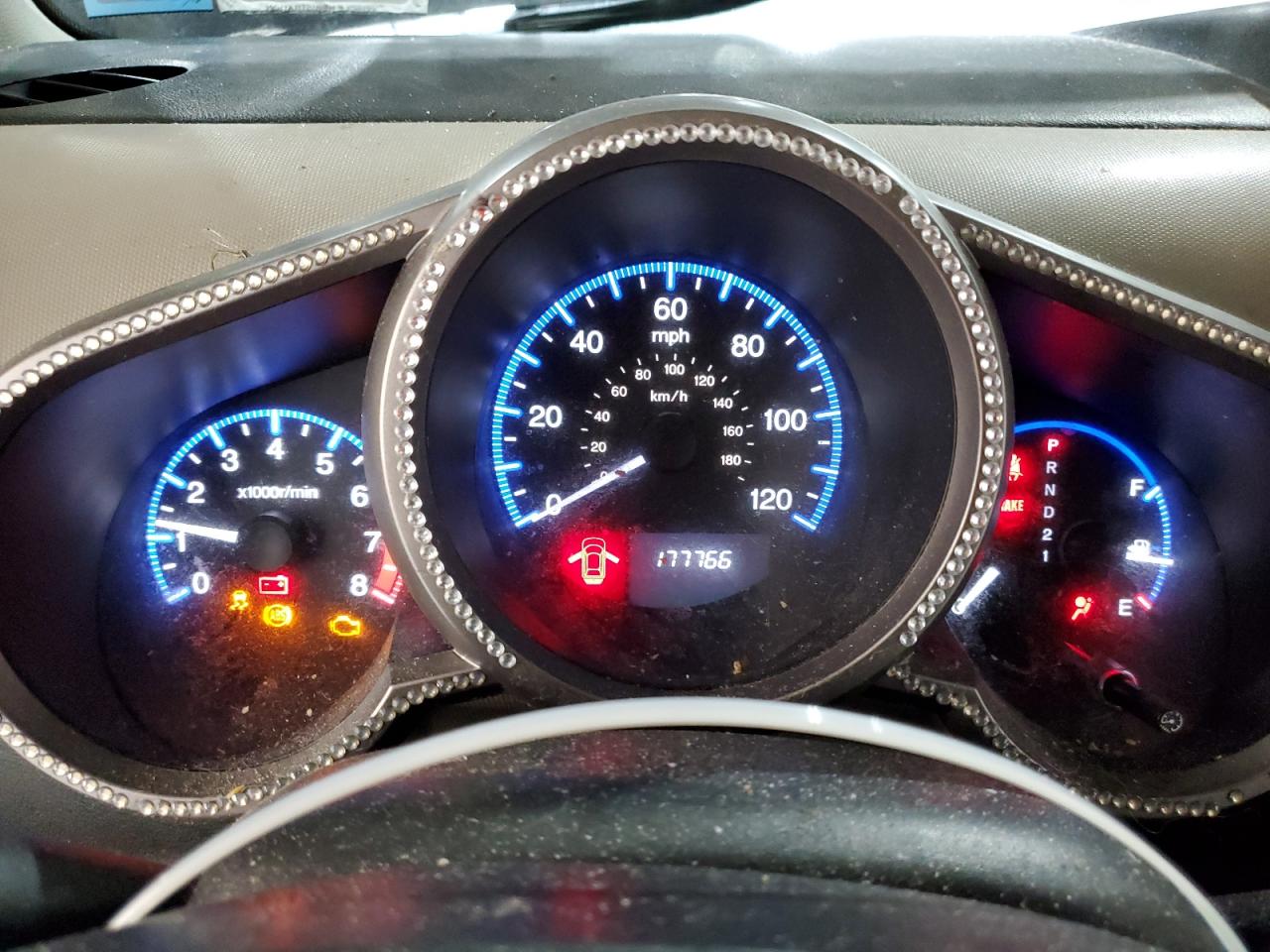 5J6YH2H37AL006216 2010 Honda Element Lx