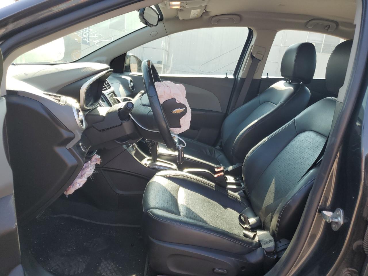 1G1JF5SB1K4127441 2019 Chevrolet Sonic Premier