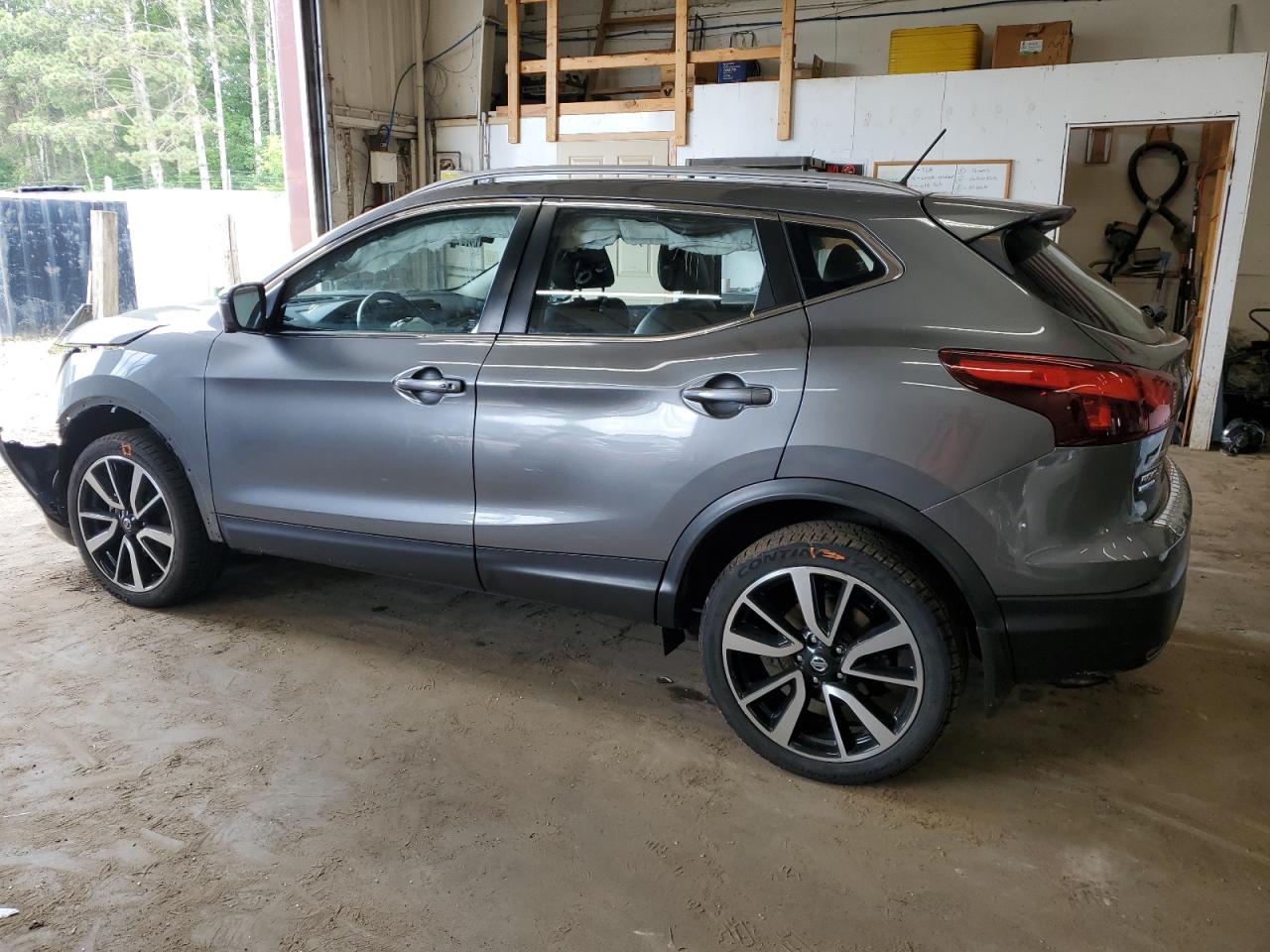 JN1BJ1CR6HW128583 NISSAN ROGUE 2017