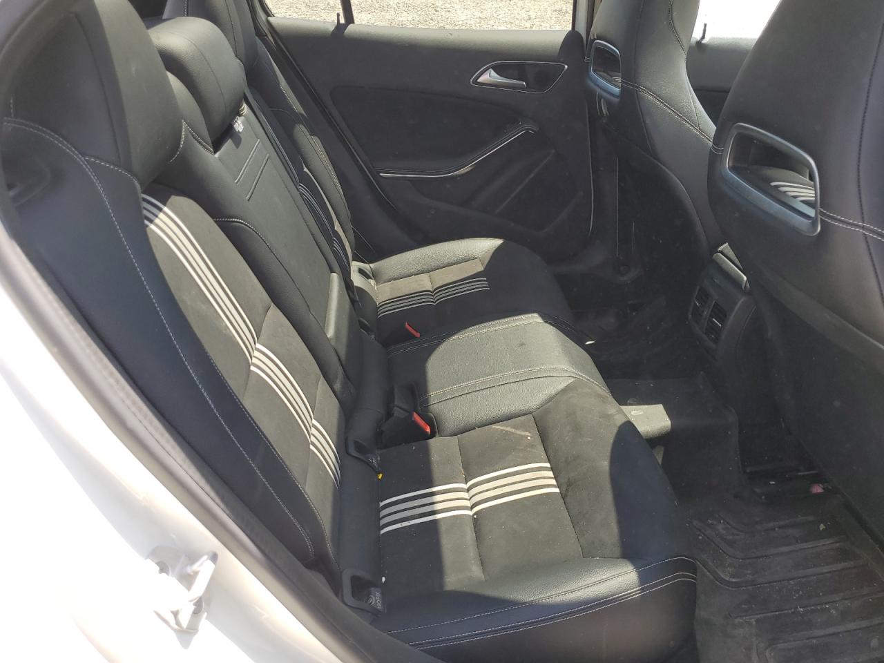 WDCTG4GB7JJ376854 2018 Mercedes-Benz Gla 250 4Matic