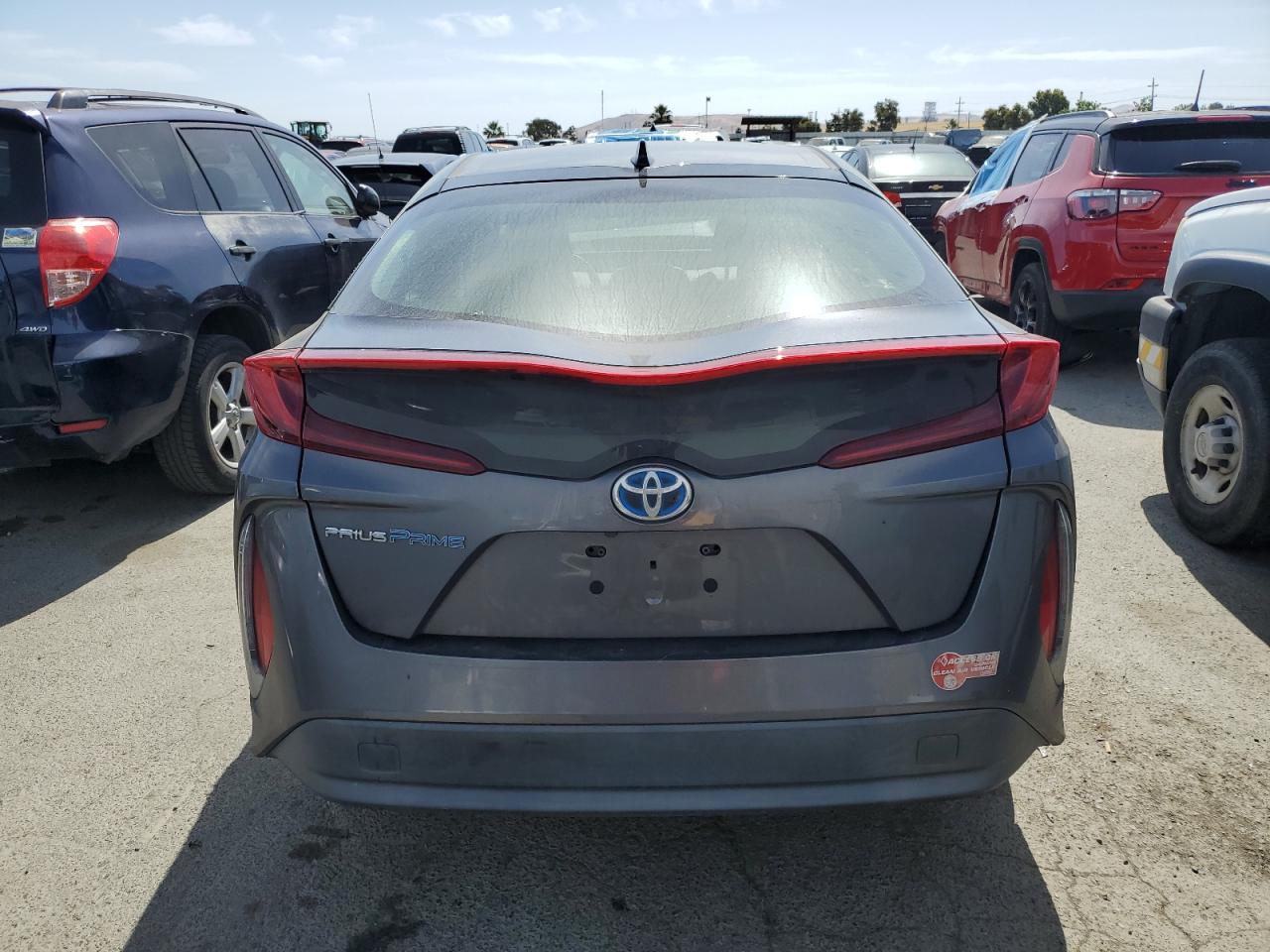 JTDKARFP9H3039016 2017 Toyota Prius Prime