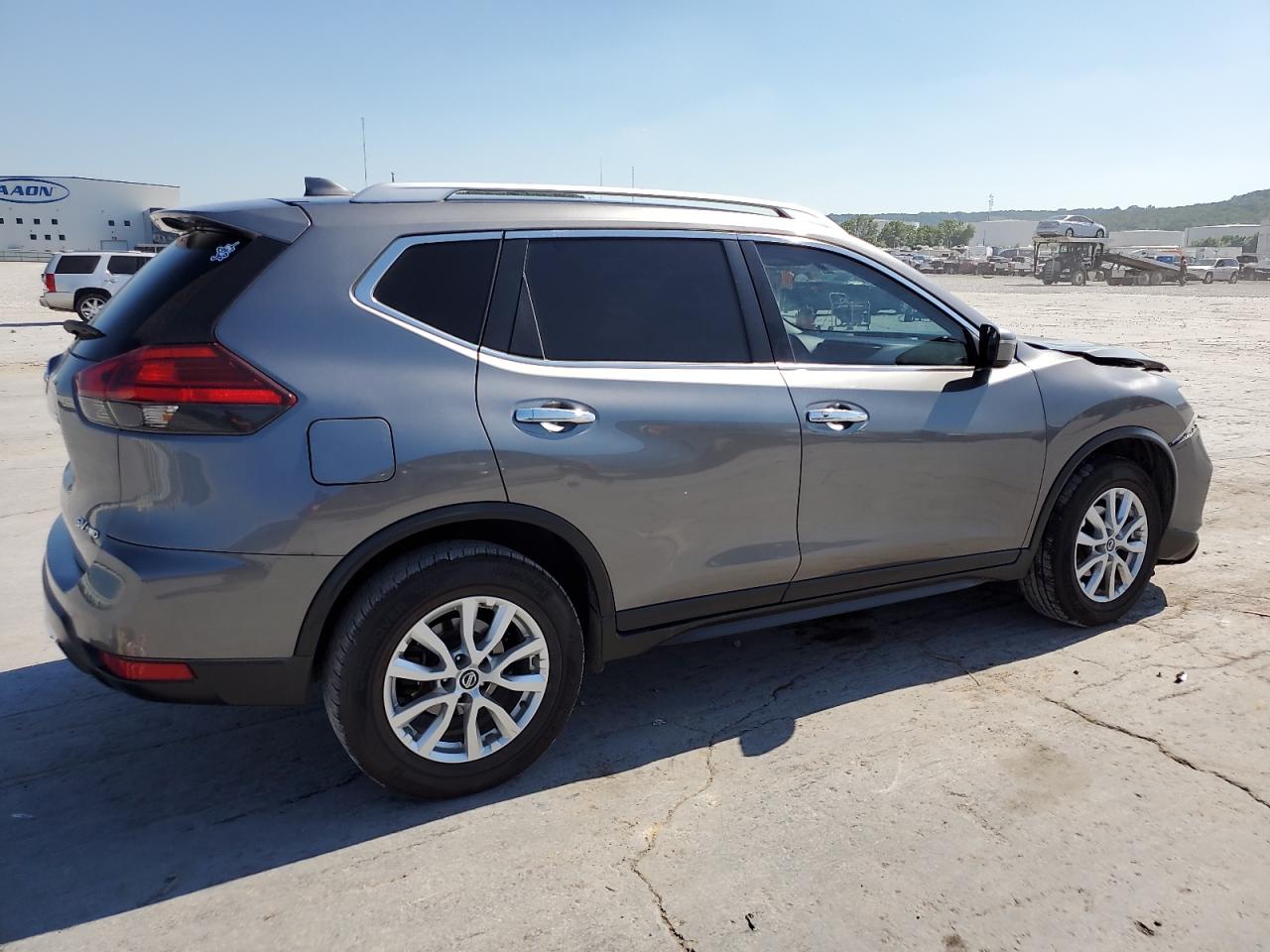 KNMAT2MV6HP556037 NISSAN ROGUE 2017