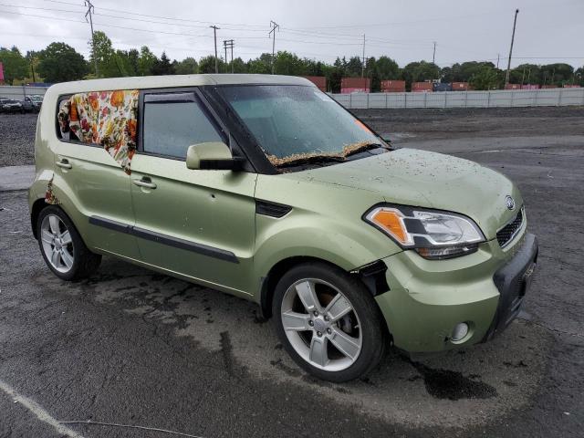 2011 Kia Soul + VIN: KNDJT2A28B7200769 Lot: 57352264