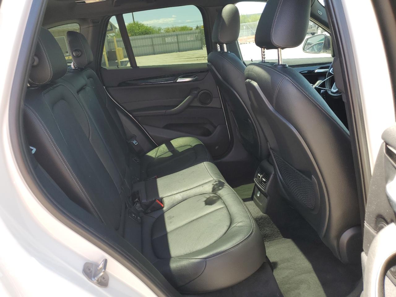 WBXHT3C38H5F86419 2017 BMW X1 xDrive28I