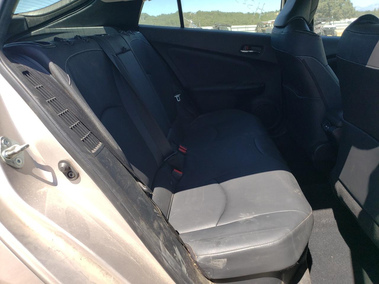 JTDKAMFP0N3210556 2022 Toyota Prius Prime Le