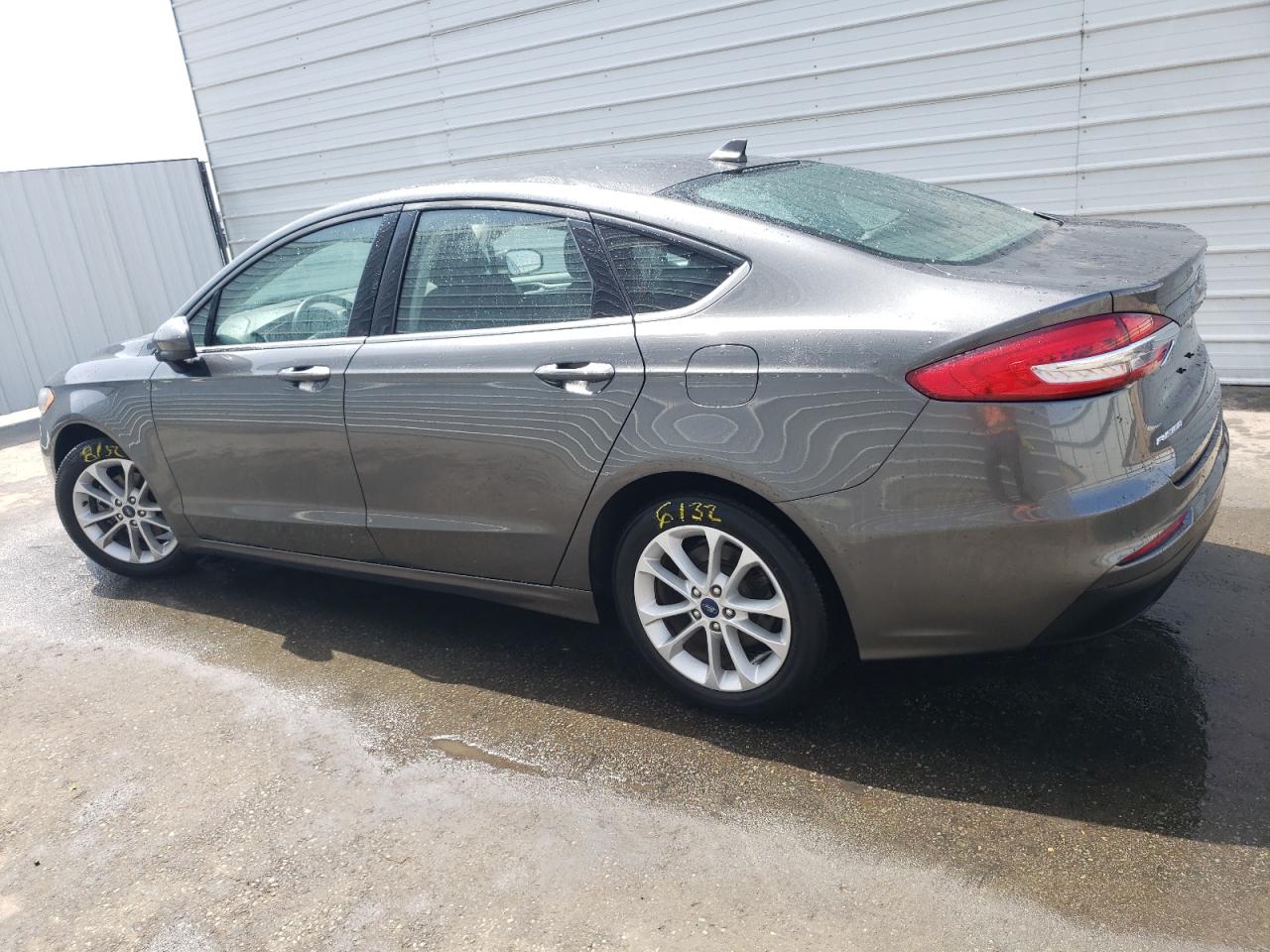 3FA6P0HD5LR180146 2020 Ford Fusion Se