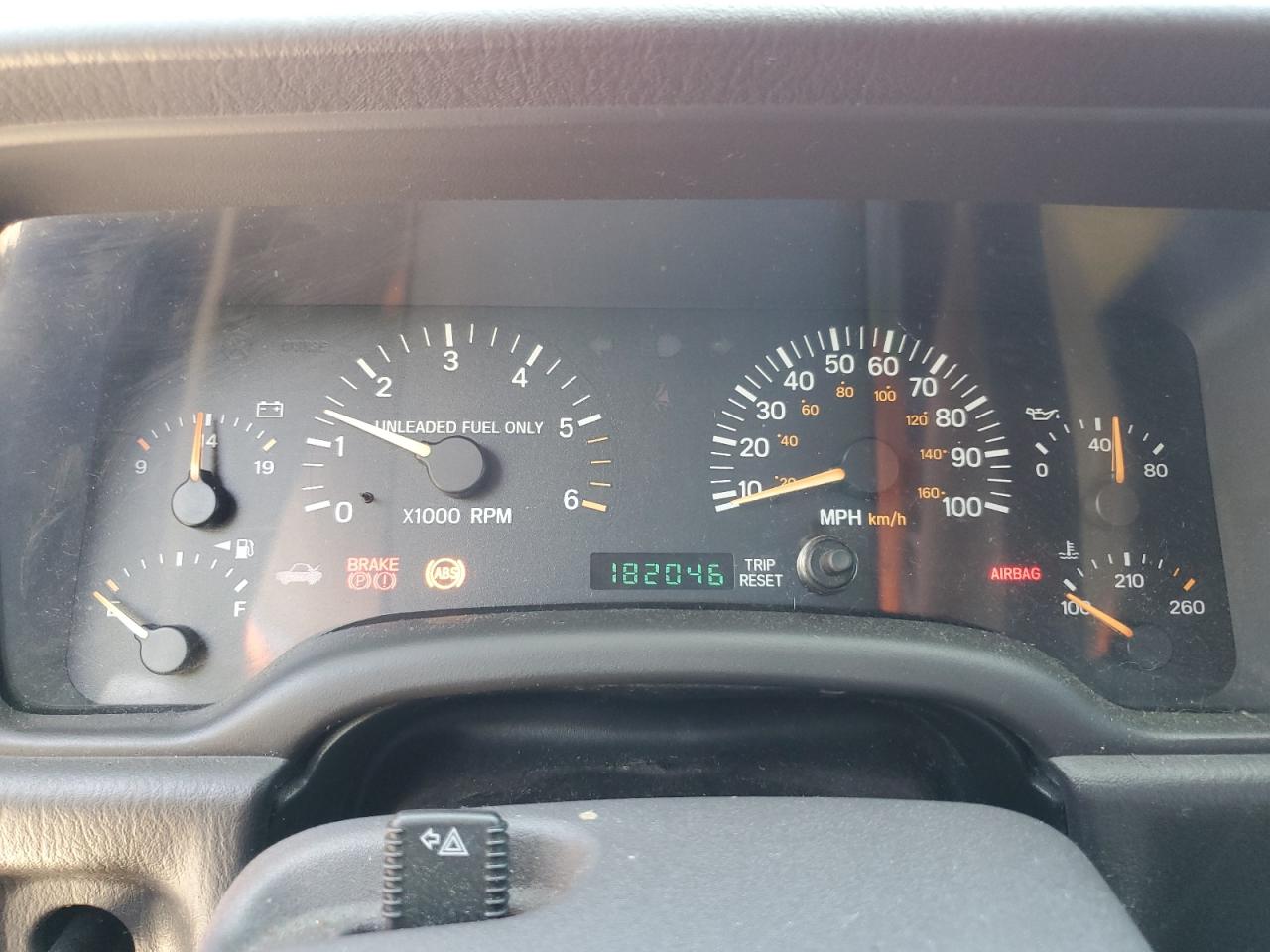 1J4FJ68S2WL163430 1998 Jeep Cherokee Sport