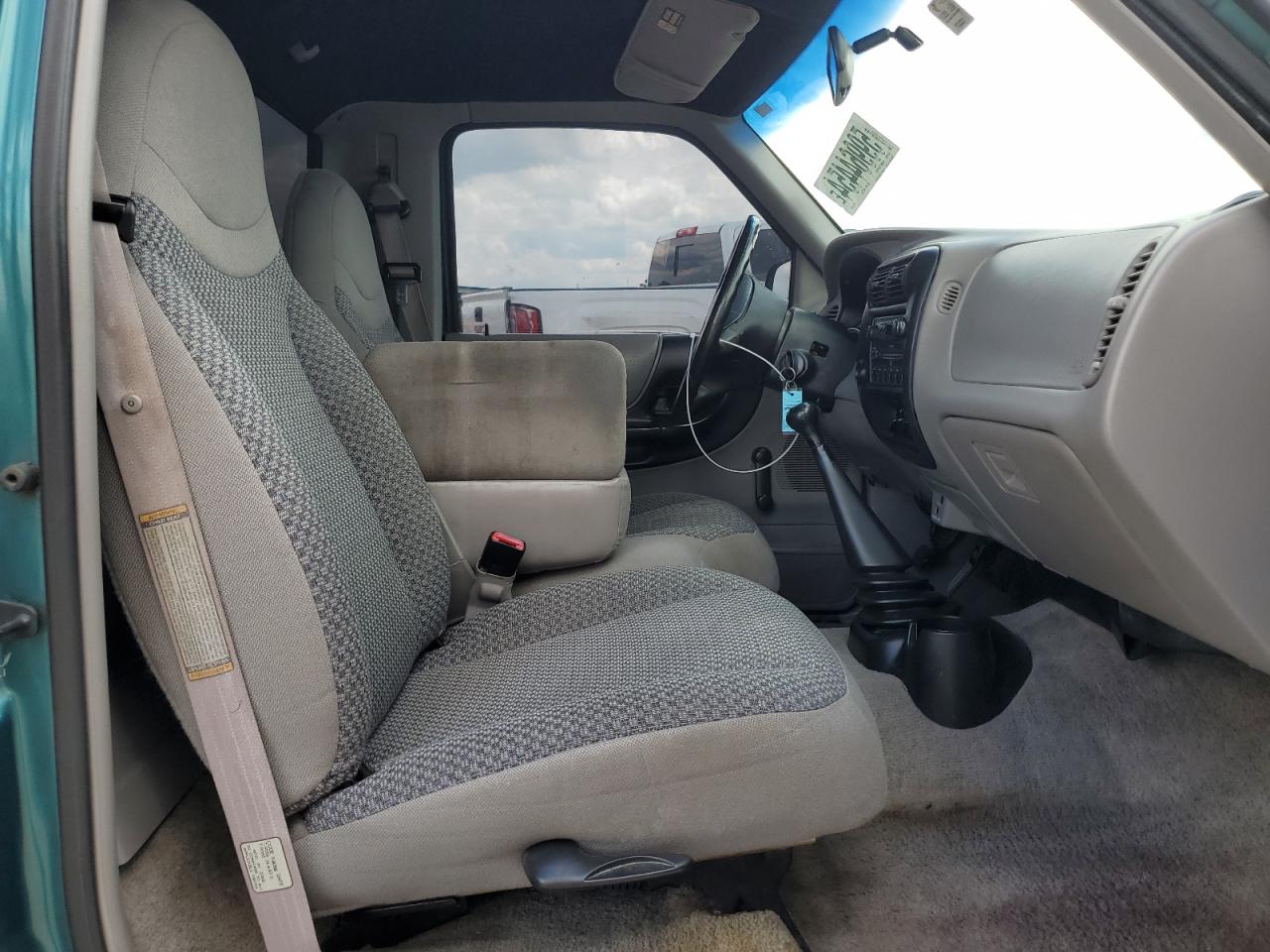 1FTYR10C0WPA08284 1998 Ford Ranger