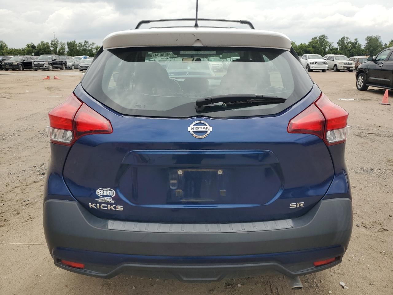 3N1CP5CU6KL535654 2019 Nissan Kicks S