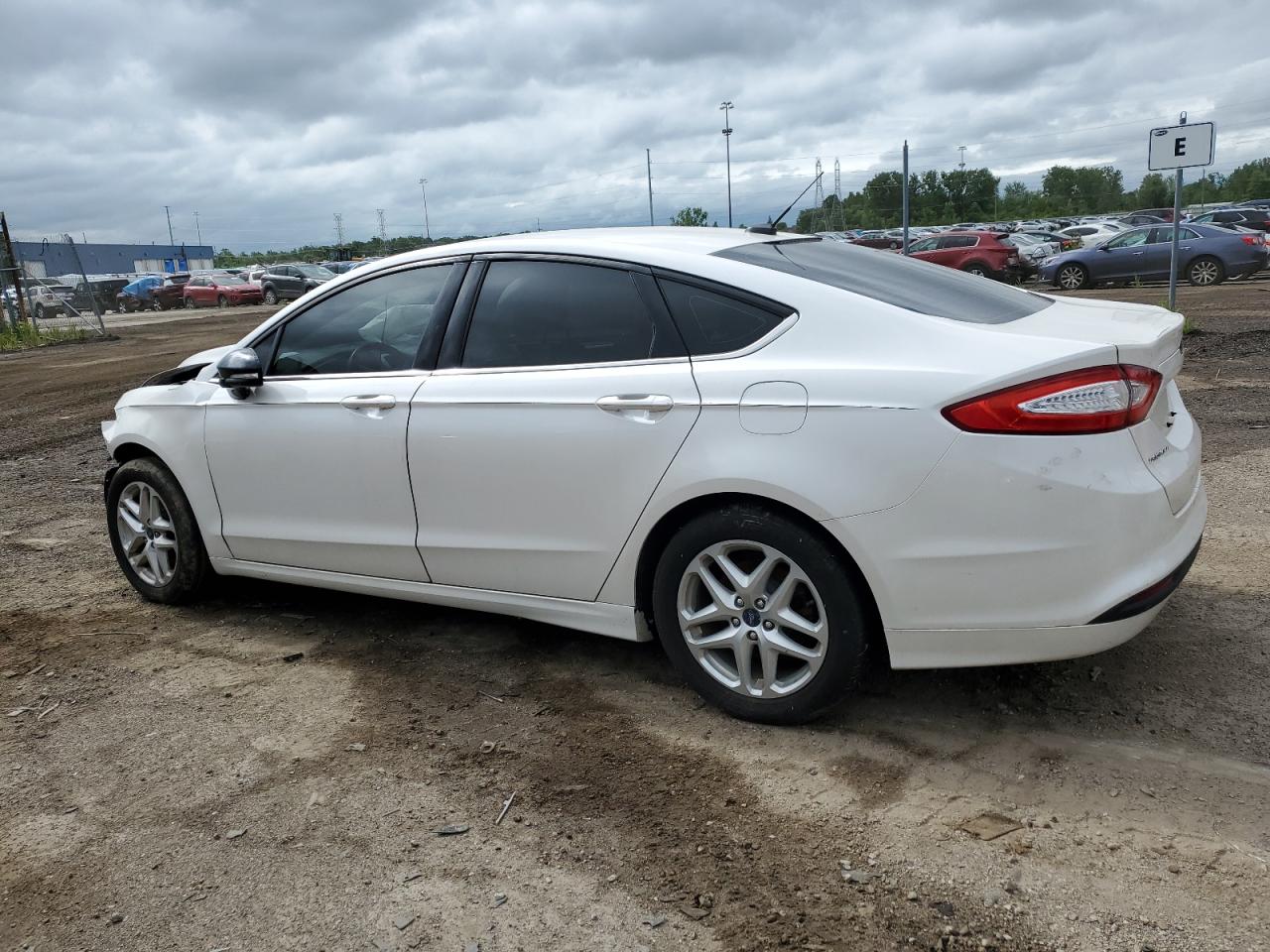 1FA6P0H75E5392853 2014 Ford Fusion Se