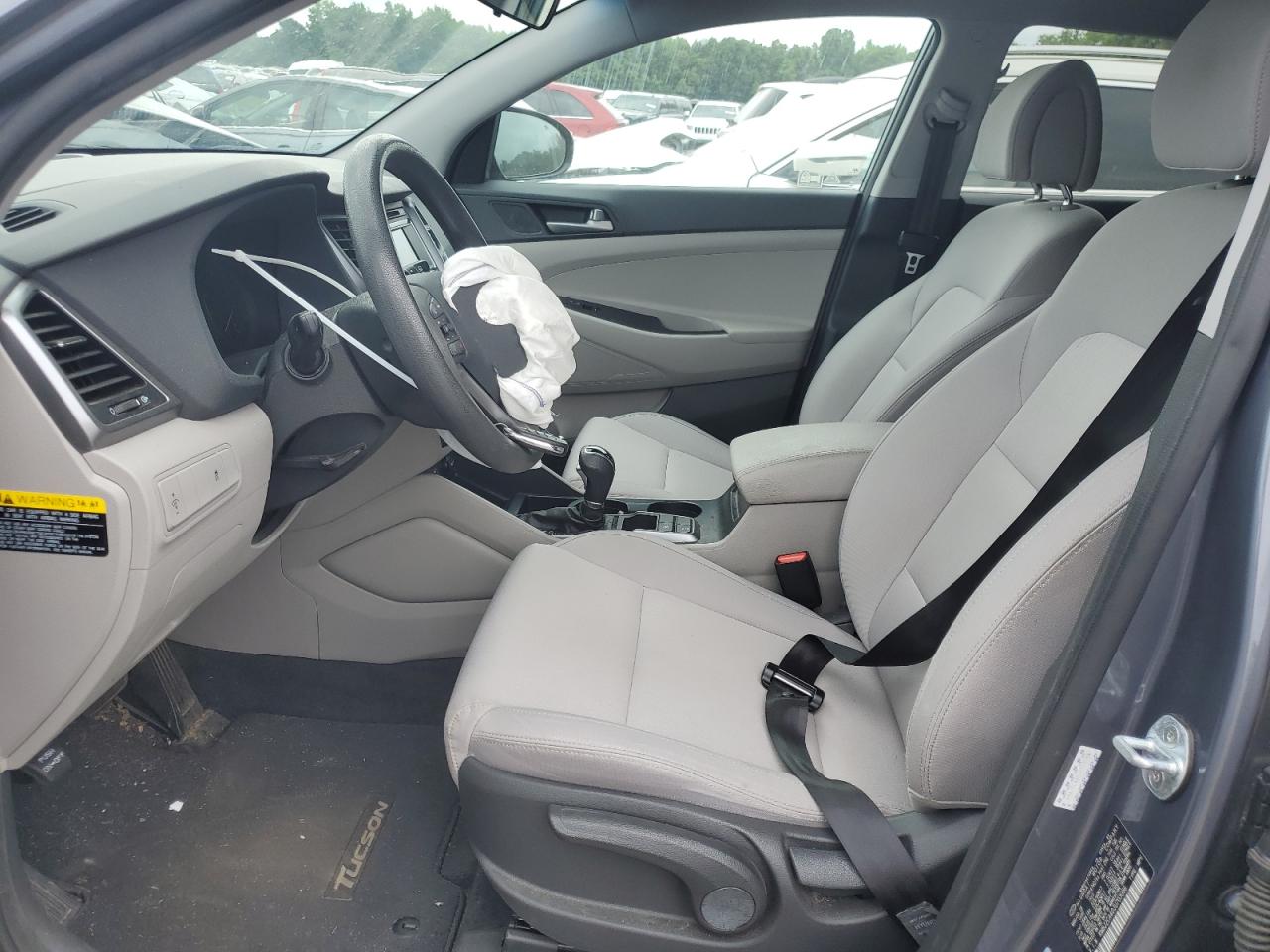 KM8J2CA40JU703086 2018 Hyundai Tucson Se