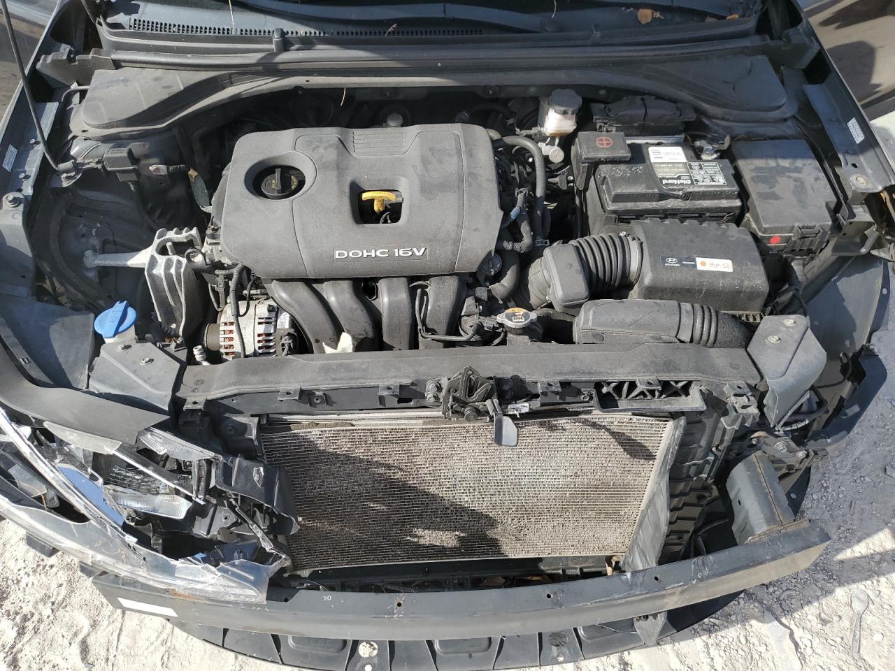 KMHD74LF6KU790402 2019 Hyundai Elantra Se