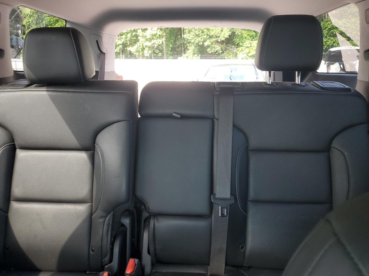 1GKKNUL47NZ118229 2022 GMC Acadia Slt