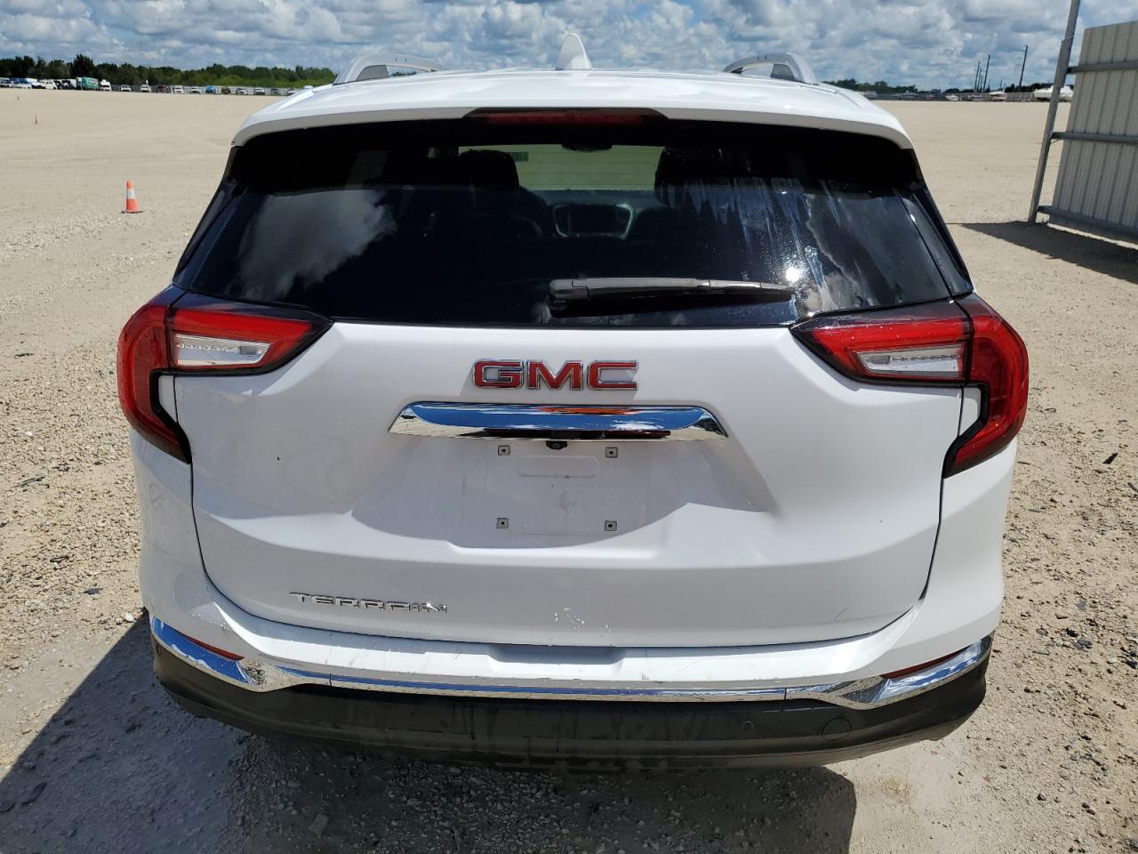 3GKALPEGXPL151813 2023 GMC Terrain Slt