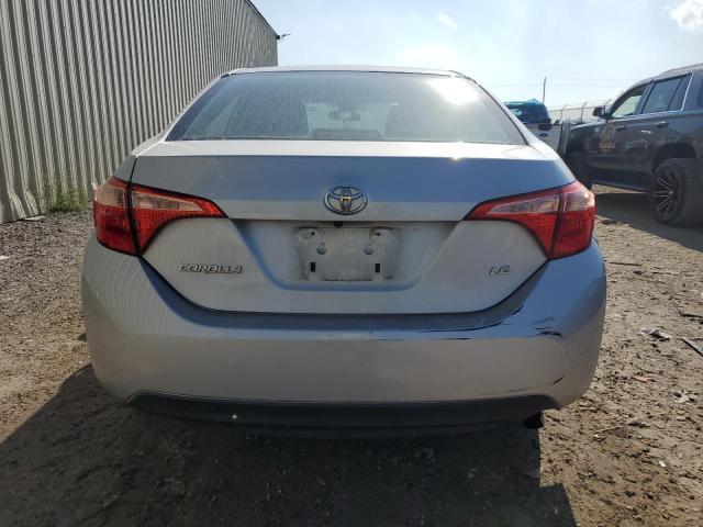 2018 Toyota Corolla L VIN: 5YFBURHE3JP814586 Lot: 57025674